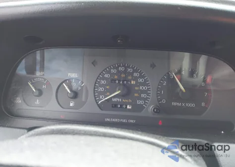 1994 Ford Escort Lx/Sport z USA, uszkodzony, nr VIN 1FARP11J7RW195899